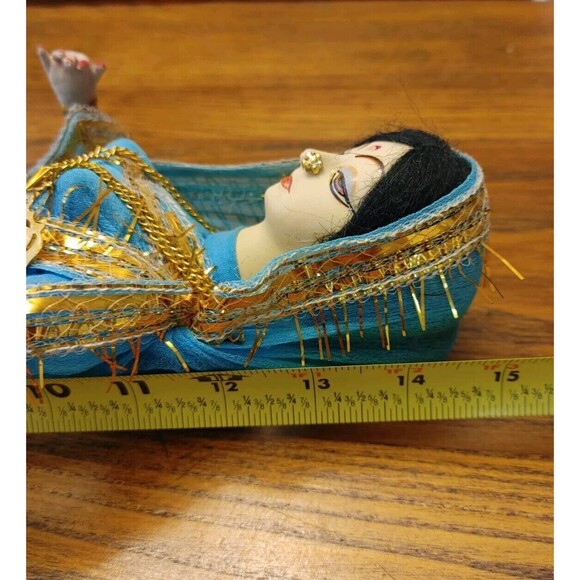 VTG Beautiful Details Handmade Indian Woman Saree Traditional Wearing Doll - Picture 12 of 13